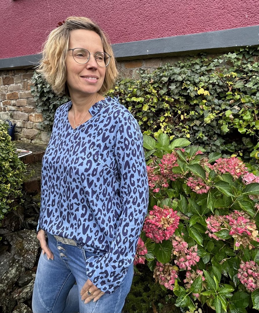 Designbeispiel: lillesol women No.84 Bluse "Violeta"