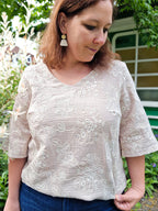 Designbeispiel: lillesol women No.90 Bluse "Eloisa" mit Video-Nähanleitung