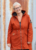 Designbeispiel: lillesol women No.91 Parka "Paquita" mit Video-Nähanleitung