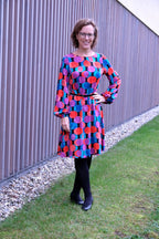 Designbeispiel: lillesol women No.92 A-Linien-Kleid "Alinia" mit Video-Nähanleitung