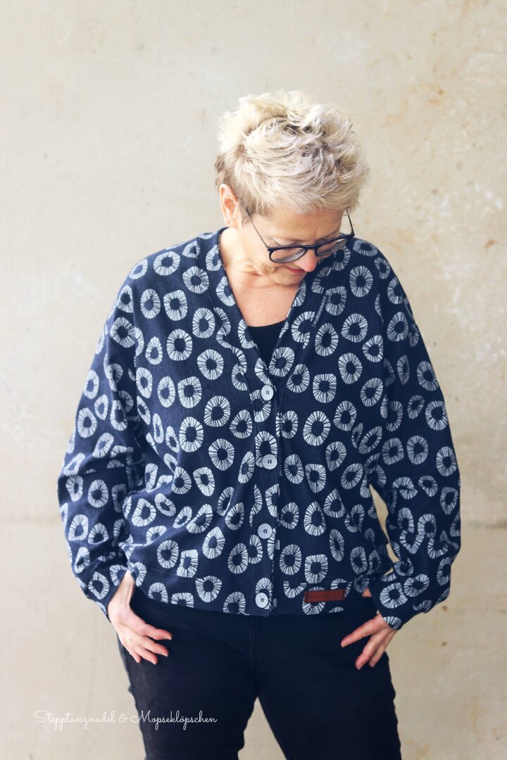 Designbeispiel: lillesol women No.93 Oversize Cardigan "Clea"