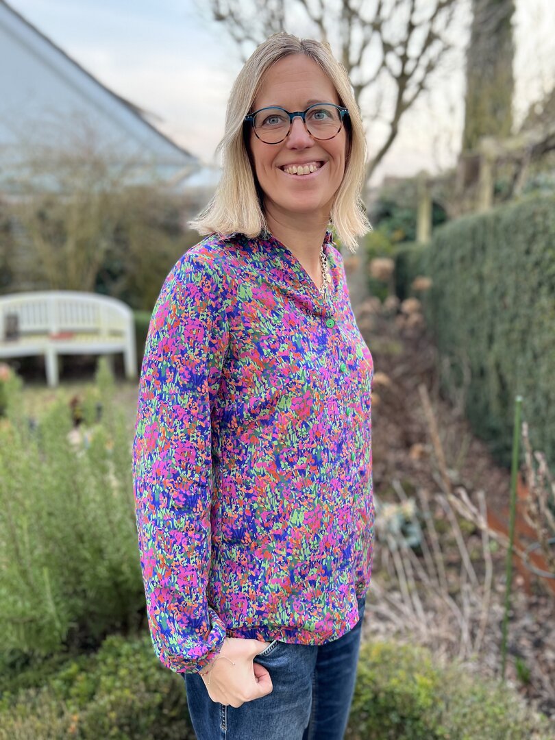Designbeispiel: lillesol women No.94 Bluse "Brisa" mit Video-Nähanleitung