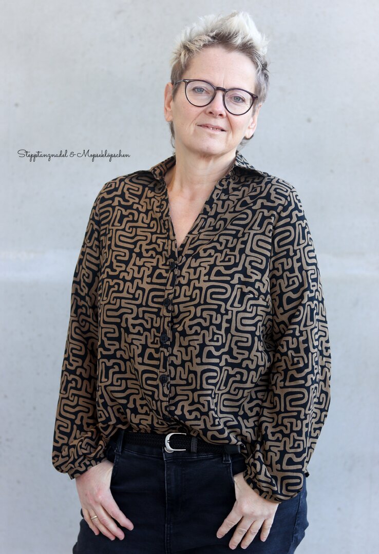 Designbeispiel: lillesol women No.94 Bluse "Brisa" mit Video-Nähanleitung