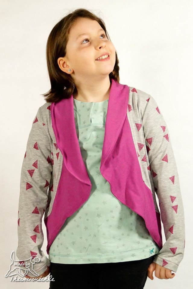 Designbeispiel: lillesol basics No.54 Cardigan mit Schalkragen