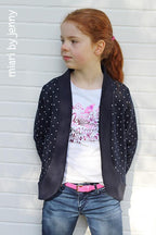 Designbeispiel: lillesol basics No.54 Cardigan mit Schalkragen