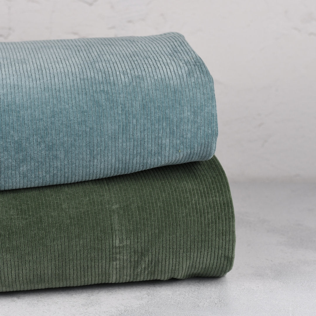 Cord Jersey - elastisch mit klassischer Rillenstruktur - dusty blue