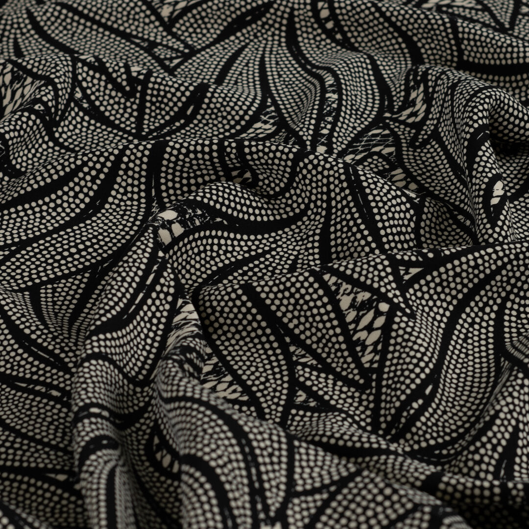 Viskose Twill Leaves - Polkadots & snake schwarz/sand (ECOVERO™)